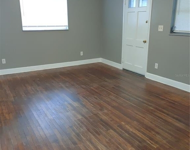 1090 Saint Clair Street - Photo Thumbnail 1