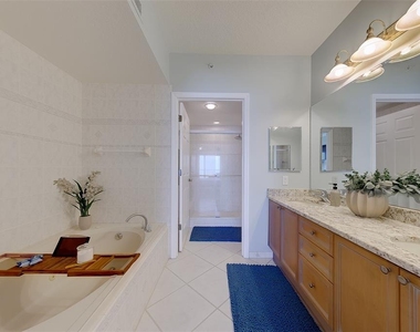 16550 Gulf Boulevard - Photo Thumbnail 19