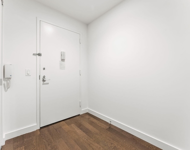116 John Street - Photo Thumbnail 4
