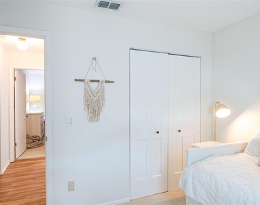 6805 S Gabrielle Street - Photo Thumbnail 23
