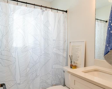 6805 S Gabrielle Street - Photo Thumbnail 18