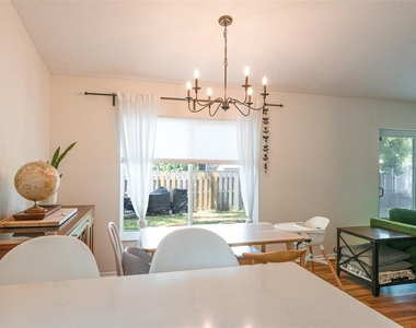 6805 S Gabrielle Street - Photo Thumbnail 13