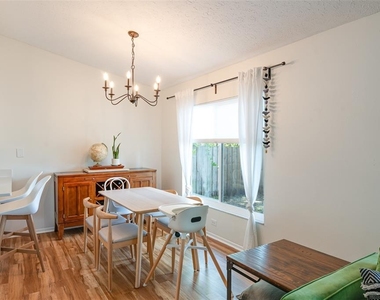 6805 S Gabrielle Street - Photo Thumbnail 11