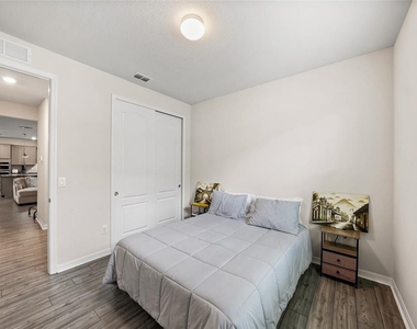 10913 Green Harvest Drive - Photo Thumbnail 27