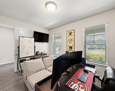 10913 Green Harvest Drive - Photo Thumbnail 7