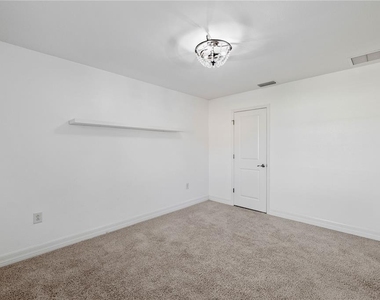 4522 Scarlet Loop - Photo Thumbnail 23