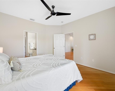 10409 Crimson Park Lane - Photo Thumbnail 33