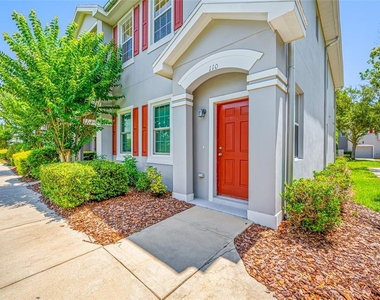 10409 Crimson Park Lane - Photo Thumbnail 2