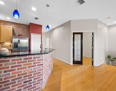 10409 Crimson Park Lane - Photo Thumbnail 10