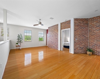 10409 Crimson Park Lane - Photo Thumbnail 4
