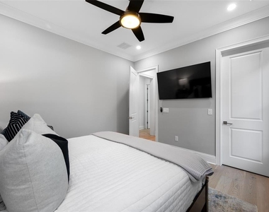 2623 S Parkview Street - Photo Thumbnail 17
