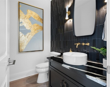 2623 S Parkview Street - Photo Thumbnail 95