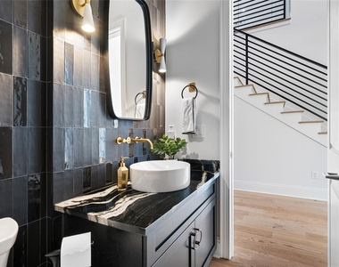 2623 S Parkview Street - Photo Thumbnail 94