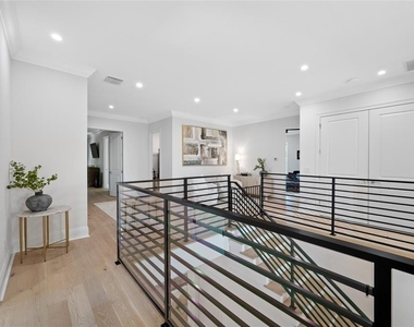 2623 S Parkview Street - Photo Thumbnail 55