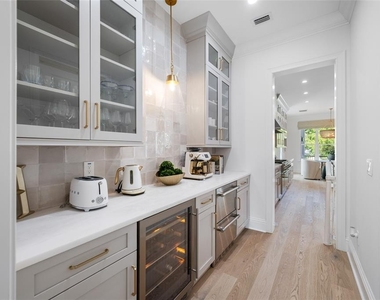 2623 S Parkview Street - Photo Thumbnail 70