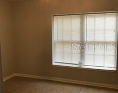 1919 Nanticoke Circle - Photo Thumbnail 4