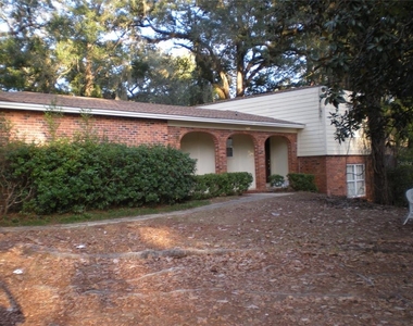 1919 Nanticoke Circle - Photo Thumbnail 1