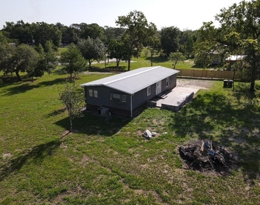 17524 Medley Avenue - Photo Thumbnail 5
