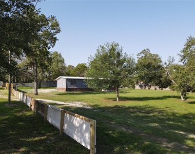 17524 Medley Avenue - Photo Thumbnail 1