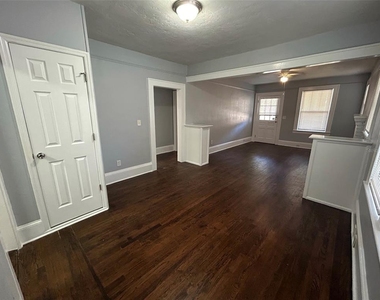 524 Basswood Street - Photo Thumbnail 1