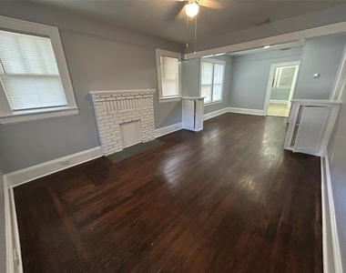 524 Basswood Street - Photo Thumbnail 2