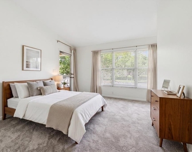 2152 Gulf View Boulevard - Photo Thumbnail 21