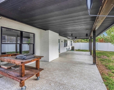 4030 Fieldgreen Place - Photo Thumbnail 42