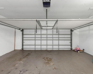 4030 Fieldgreen Place - Photo Thumbnail 47