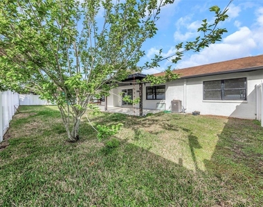 4030 Fieldgreen Place - Photo Thumbnail 39