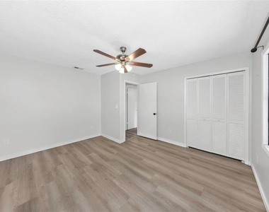 4030 Fieldgreen Place - Photo Thumbnail 35