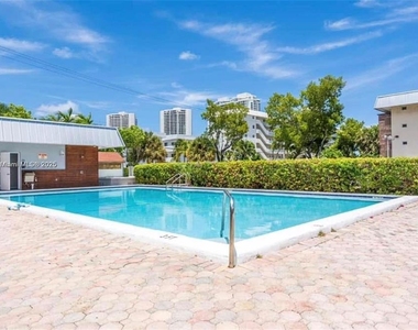 3750 Ne 170th Street - Photo Thumbnail 1