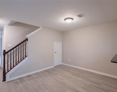 10956 Brickside Court - Photo Thumbnail 9