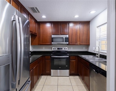 10956 Brickside Court - Photo Thumbnail 5