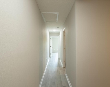 10956 Brickside Court - Photo Thumbnail 22