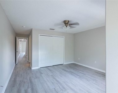 10956 Brickside Court - Photo Thumbnail 21