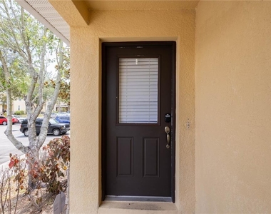10956 Brickside Court - Photo Thumbnail 31