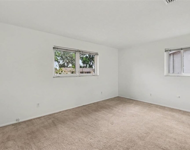 1520 Simmons Drive - Photo Thumbnail 13