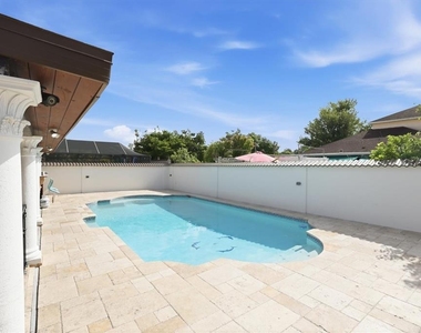 6611 N Hale Avenue - Photo Thumbnail 39