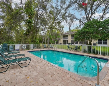 2243 Andover Circle - Photo Thumbnail 41