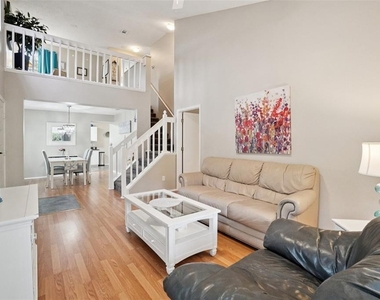 2243 Andover Circle - Photo Thumbnail 6