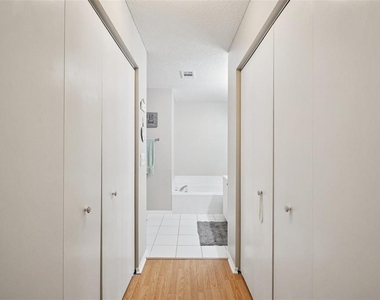 2243 Andover Circle - Photo Thumbnail 26