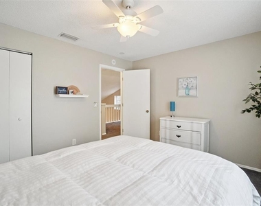 2243 Andover Circle - Photo Thumbnail 31