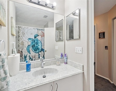 2243 Andover Circle - Photo Thumbnail 32