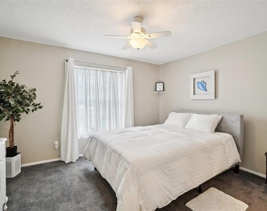 2243 Andover Circle - Photo Thumbnail 29