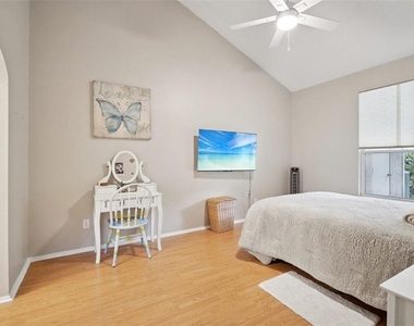 2243 Andover Circle - Photo Thumbnail 22
