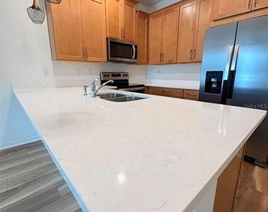 11546 Buoy Point Place - Photo Thumbnail 6