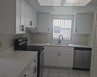 2417 Barley Club Court - Photo Thumbnail 10