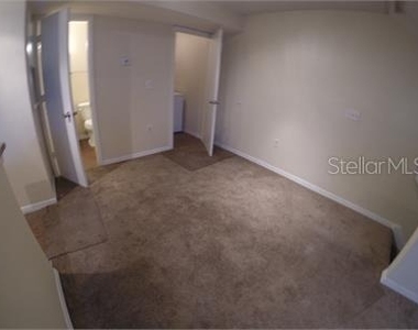413 Fountainhead Circle - Photo Thumbnail 9