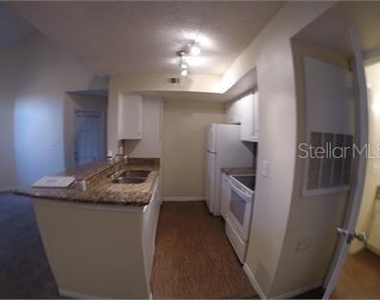 413 Fountainhead Circle - Photo Thumbnail 5