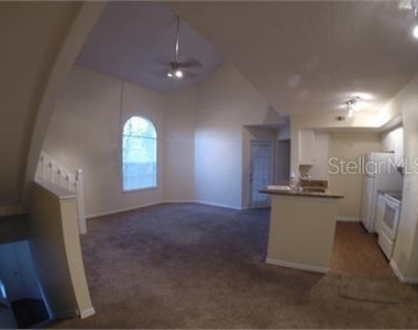 413 Fountainhead Circle - Photo Thumbnail 2